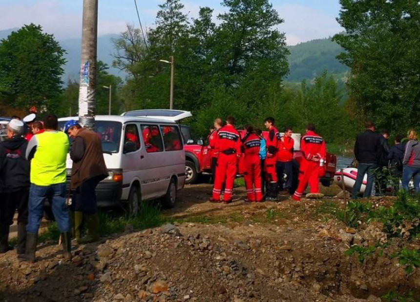 Spasioci pronašli i spasili čobane 