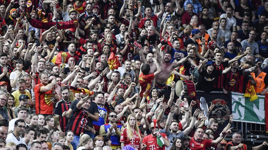 FK Vardar je njihova prva ljubav - titula nije utjeha!