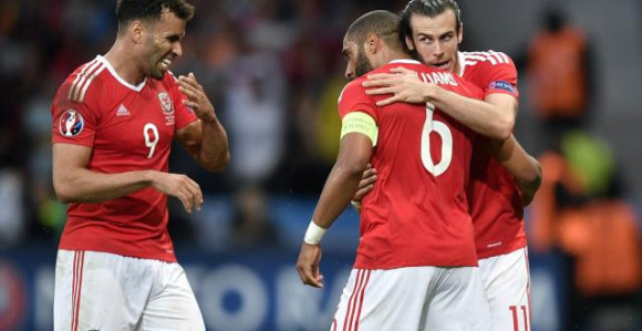 Robson-Kanu: Bejl bolji od Mesija i Ronalda!