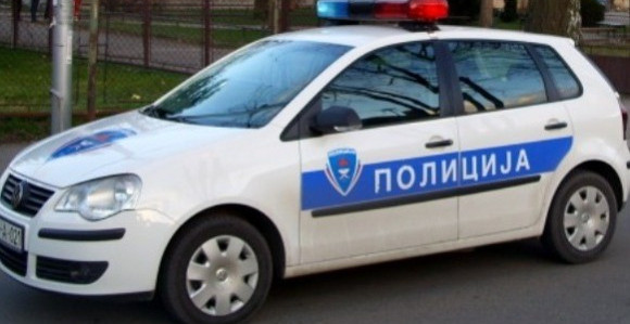 Kroz naselje hodao s bombom