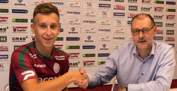 Potpisao Šaponjić!