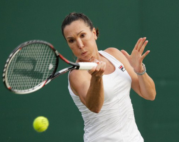 Nova Jelenina povreda: Jedva mogu pertlu da vežem!