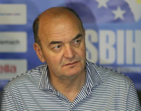 Vujošević: Patriotizam se ne uči u školi!