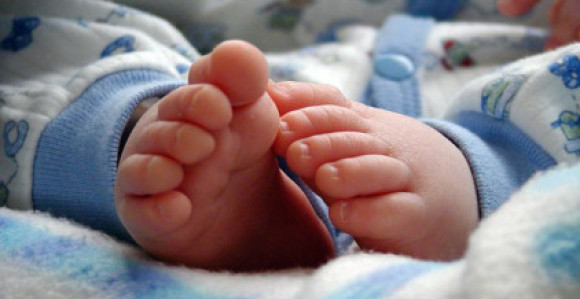 Tragedija: Majka bacila svoju bebu  