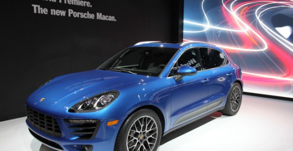 Nije sve u ljubavi, ima nešto i u Poršeu...