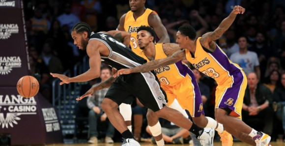 NBA: Sparsi za Lenarda traže pola tima Lejkersa!