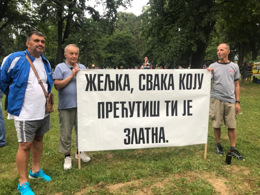 Protest: Narode, pokreni se!