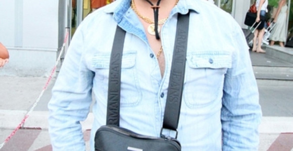 Rasta se ošišao zbog male Tare