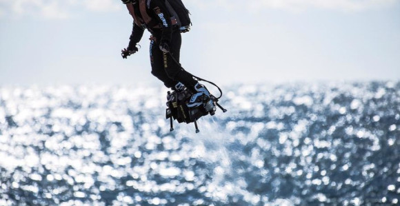 "Летећи човјек" прелетио Ламанш