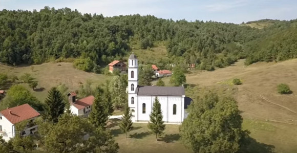 Pucnjava ispred crkve u Požarnici