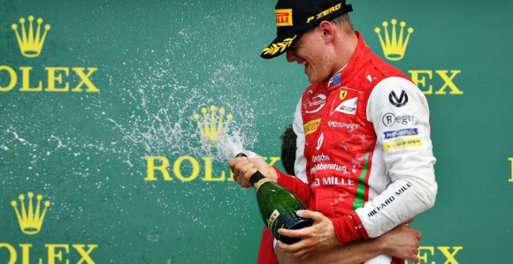 Očevim stopama uspjeha...!