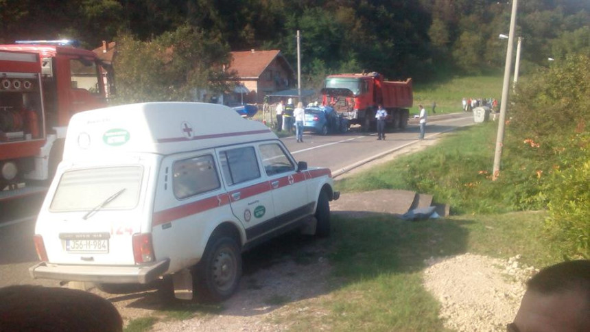 Vukšić Polje: Poginuo bračni par iz Srbije 