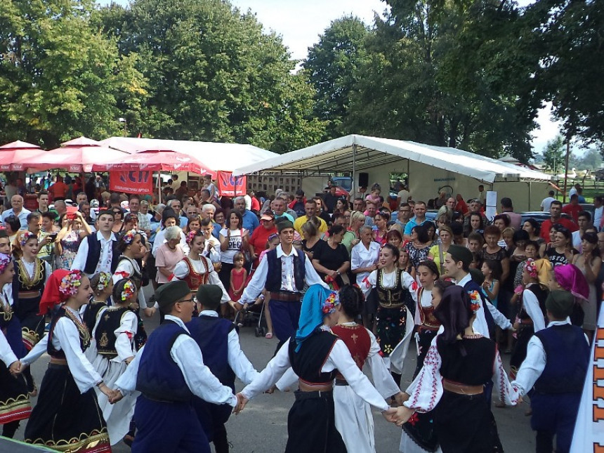 Počela manifestacija "Gastro fest", Bardača