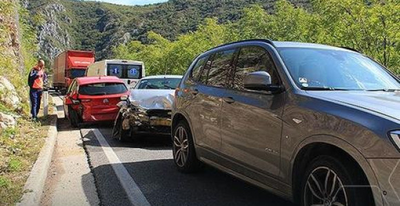 Lančani sudar kod Konjica: