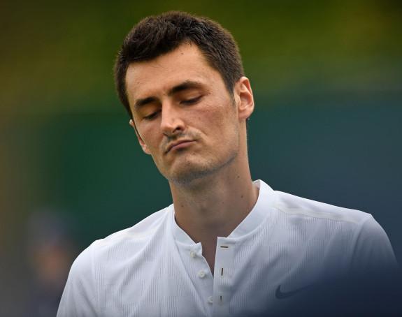 Hingis: Tomić bi trebalo da radi u fabrici!