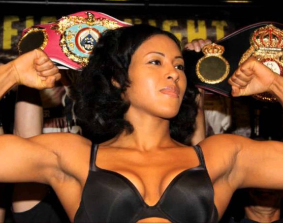 Prva dama boksa prihvatila izazov MMA zvezde!