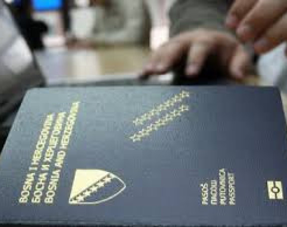 Продавали лажне пасоше за 10.000 евра