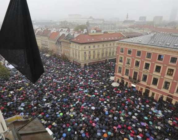 Za opštepoljski ženski štrajk i trg bio mali