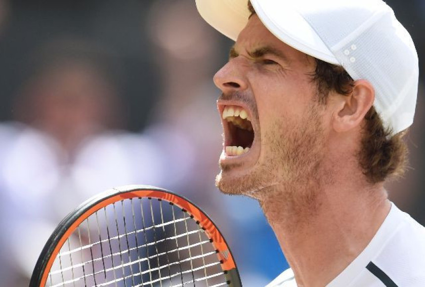 Endi Mari - od Fantazija do menadžerske kravate?