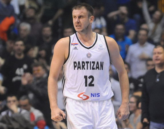 Veličković: Pobijte se malo, pa šetaju do koša!