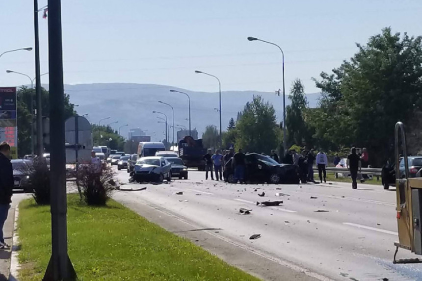 Banjaluka: Teži sudar dva vozila