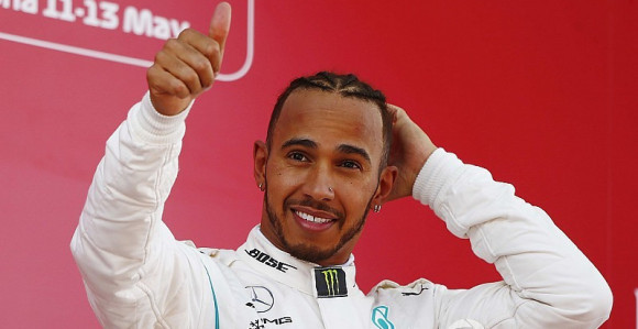 Hamilton: Žao mi je zbog Meklarena i Vilijamsa!