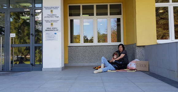 Samohrana majka traži pomoć