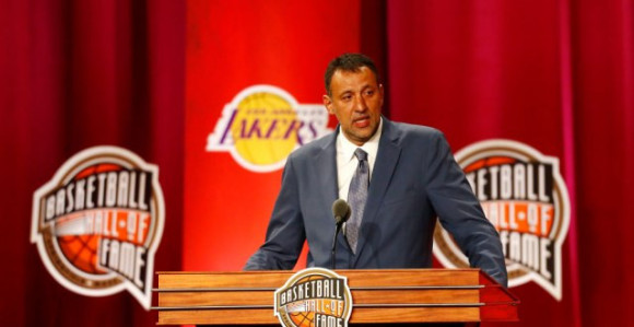 Divac na svečanoj večeri krišom gledao Partizan!