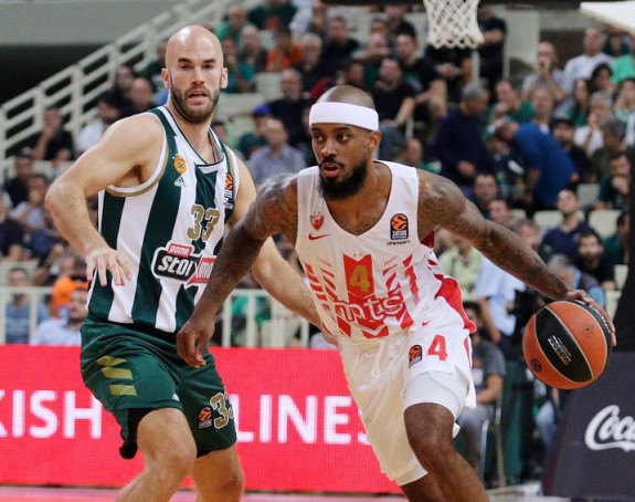 Priča: Zvezdine poteškoće u organizaciji igre!