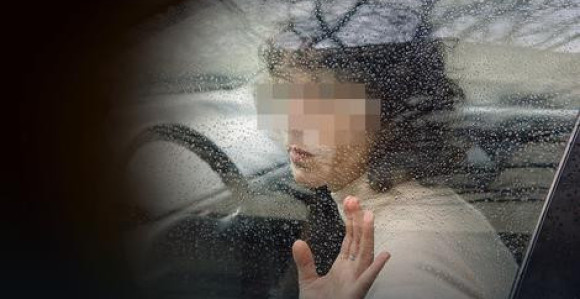 Policajac je danima zlostavljao u autu