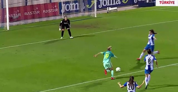 Video: ONA je dala gol kao Ronaldo protiv Kompostele prije 20 godina!