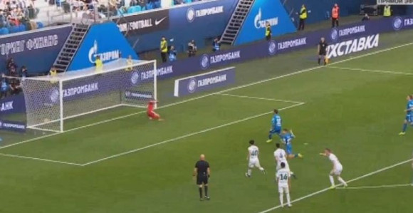 RUS: Zenit iz sumnjivog penala do tri boda!