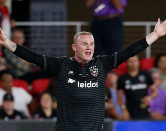 Runi će opet igrati za Englesku!