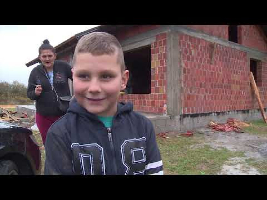 Pokrivena kuća porodici Perić 