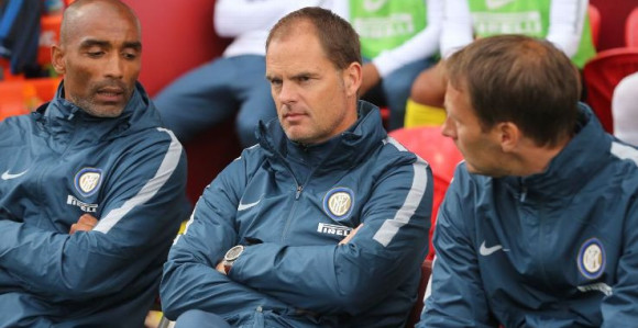 Progovorio Frank de Bur: Ko je nadležan u Interu? Niko!