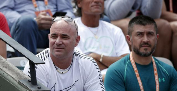 Agasi: Ko, Pepe Imas?! Nemam kontakt sa tom osobom!