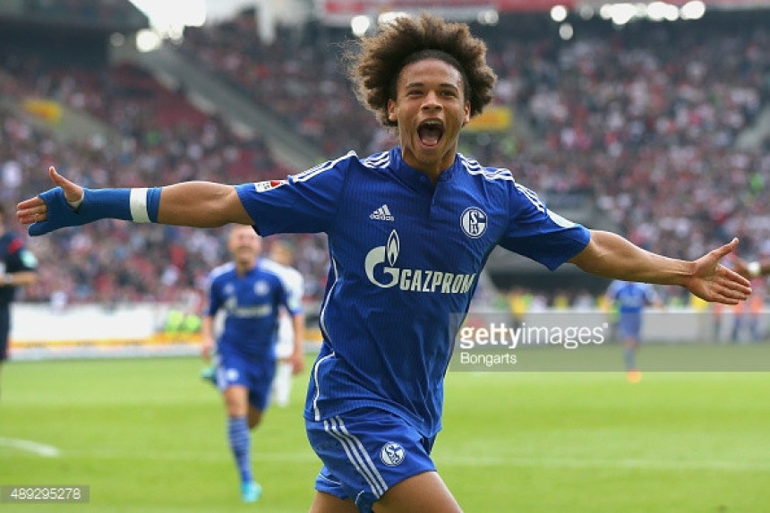 Видео: Сви воле играча који малтретира и један Реал...