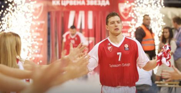 Кажу - Мекел уцјењује Звезду! Дуга листа жеља за раскид уговора!