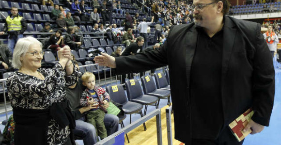 Преко седам гора и седам мора вратио се тамо где му је мјесто!