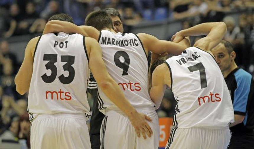 Marinković tri sedmice van terena!