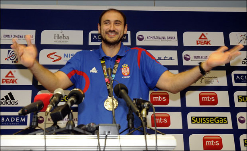 Intervju - Nenad Krstić: Mijenjao bih samo povrede u karijeri!