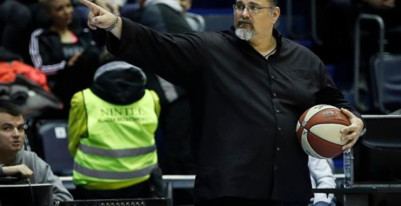 Analiza: Godinu dana Džikićeve alhemije...