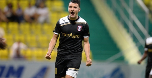 Rumunski reprezentativac novi Zvezdin plejmejker?!