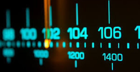 Norvežani prvi gase FM signal