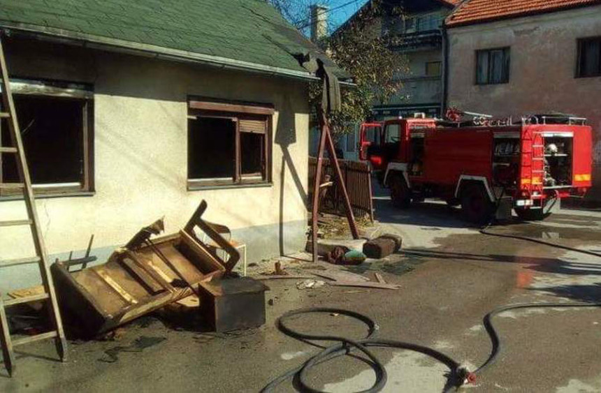 Trostrukom ubici produžen pritvor