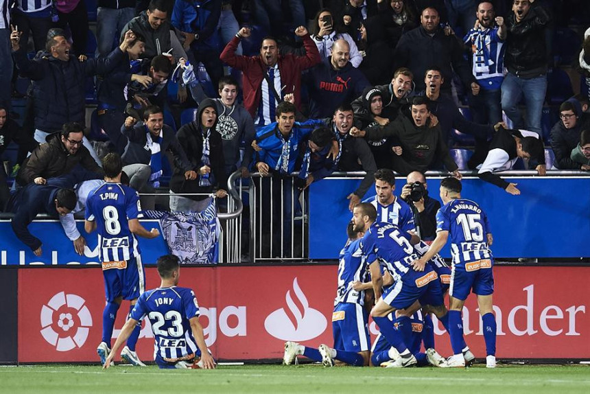 ŠPA: Alaves "okrenuo" Valensiju i pretekao Real!
