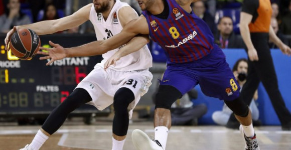 EL: Pešićeva Barsa "potukla fenjeraša" Darušafaku!