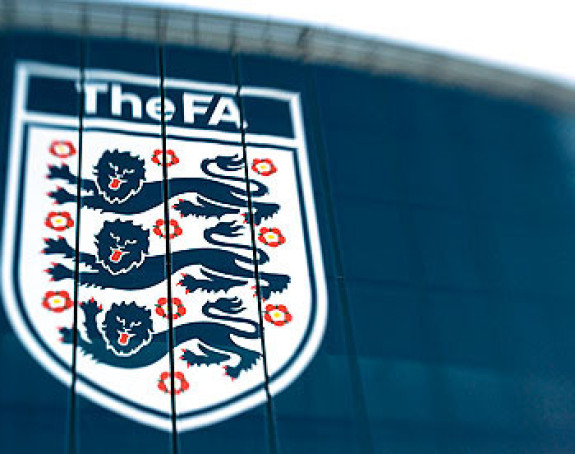 Igrače u Engleskoj nedovoljno testiraju na koku i travu!