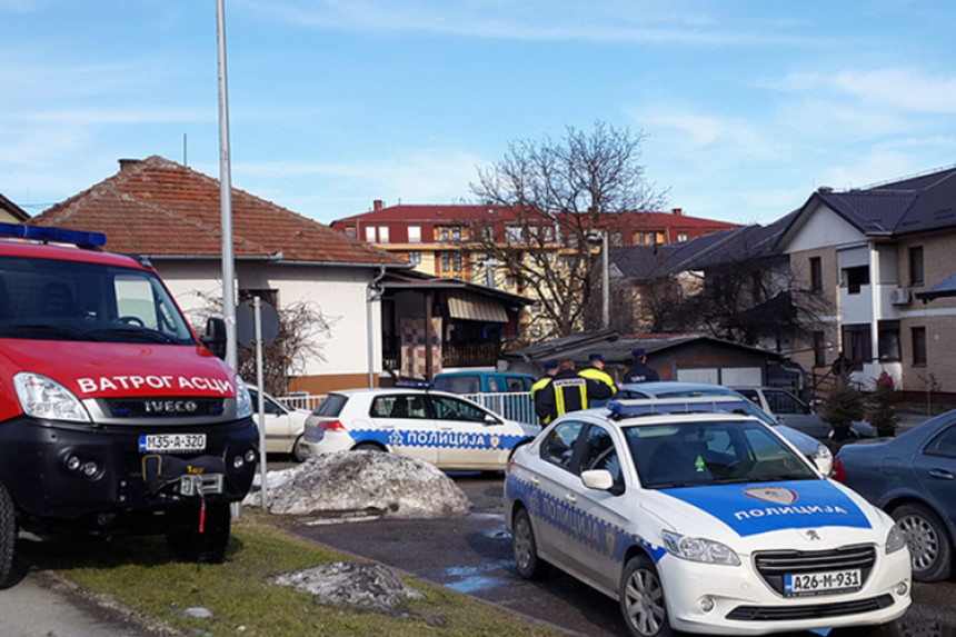 Doboj: Policajca ranio nožem