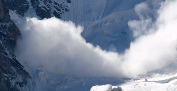 Lavina odnijela najmanje 13 života